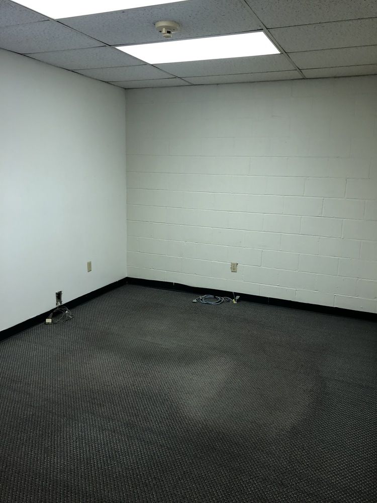 Downtown Commercial Office Opportunity: 1555 E 2nd St N, Wichita, KS 67214